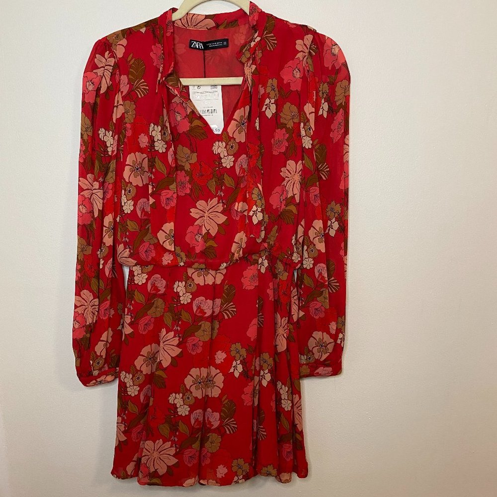 NWT Zara Floral Dress Size M
